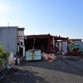 久代の川西の和がやと焼肉でんが閉店して建物が解体中。次にできるのは岡山県に本拠のあるあのお店。同じ敷地にあるルフランは営業中。
