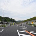 猪名川町猪淵の道路工事がほぼ終わってクネクネしてた道がまっすぐになって走りやすくなってる。